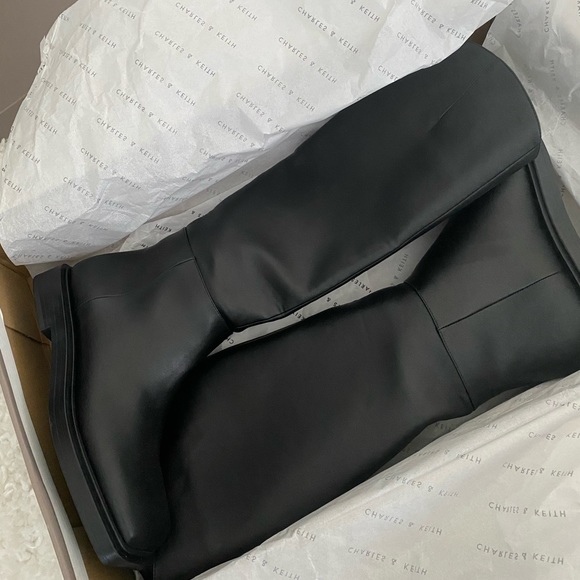 Knee High Boots - Picture 4 of 6